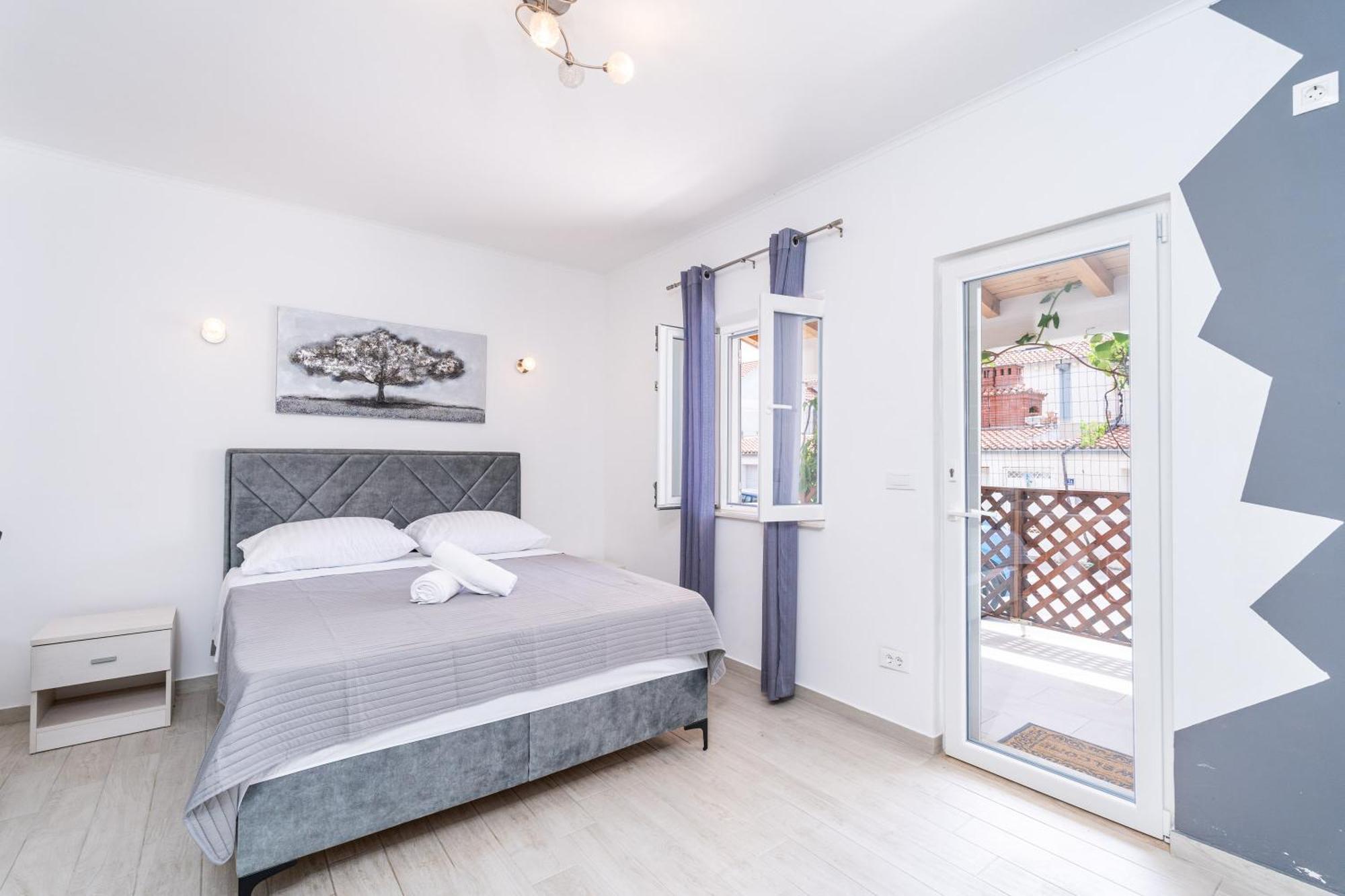 Feather Studio Apartment - Free Private Parking - Self Check-In 杜布罗夫尼克 外观 照片