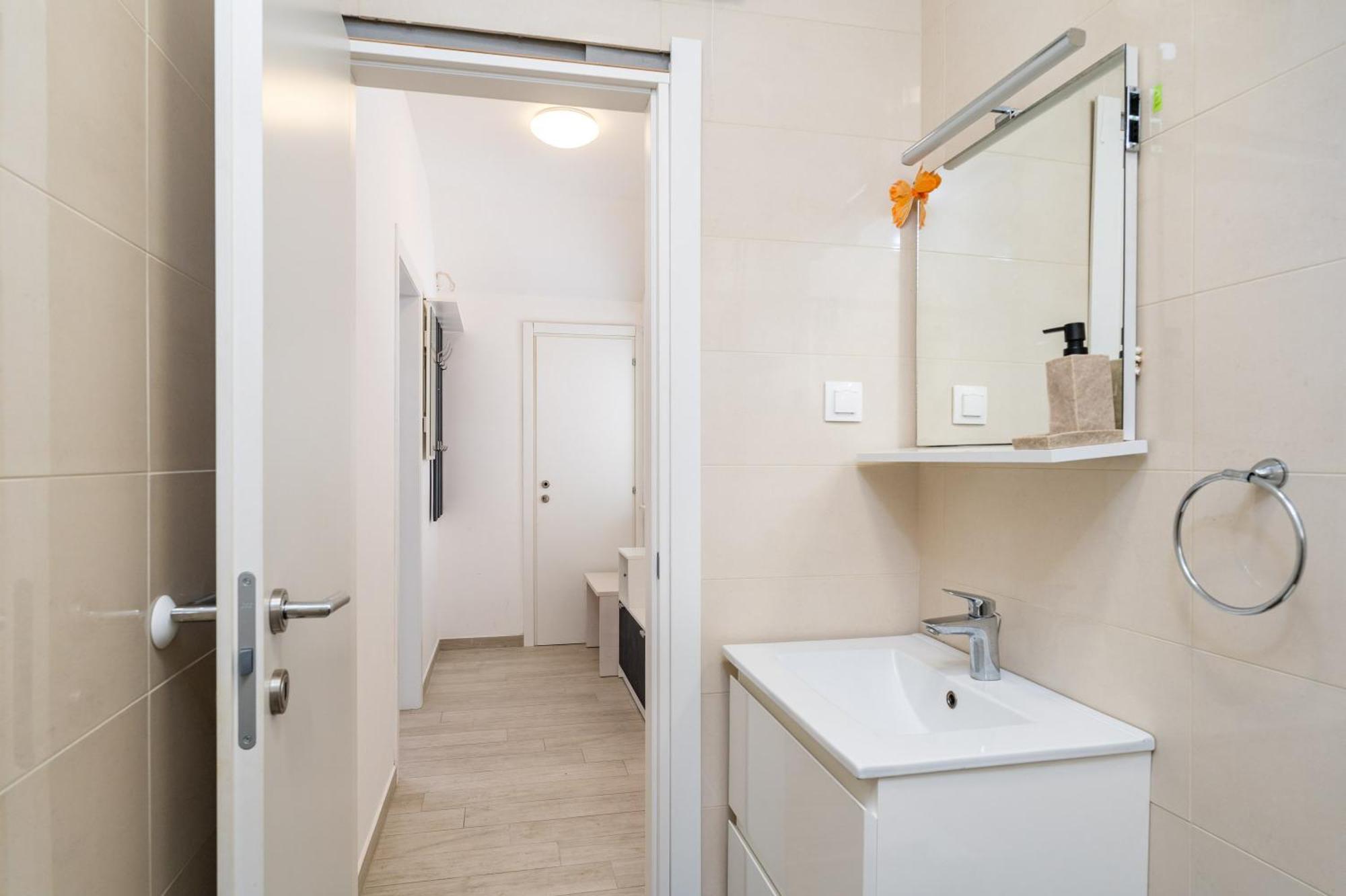 Feather Studio Apartment - Free Private Parking - Self Check-In 杜布罗夫尼克 外观 照片